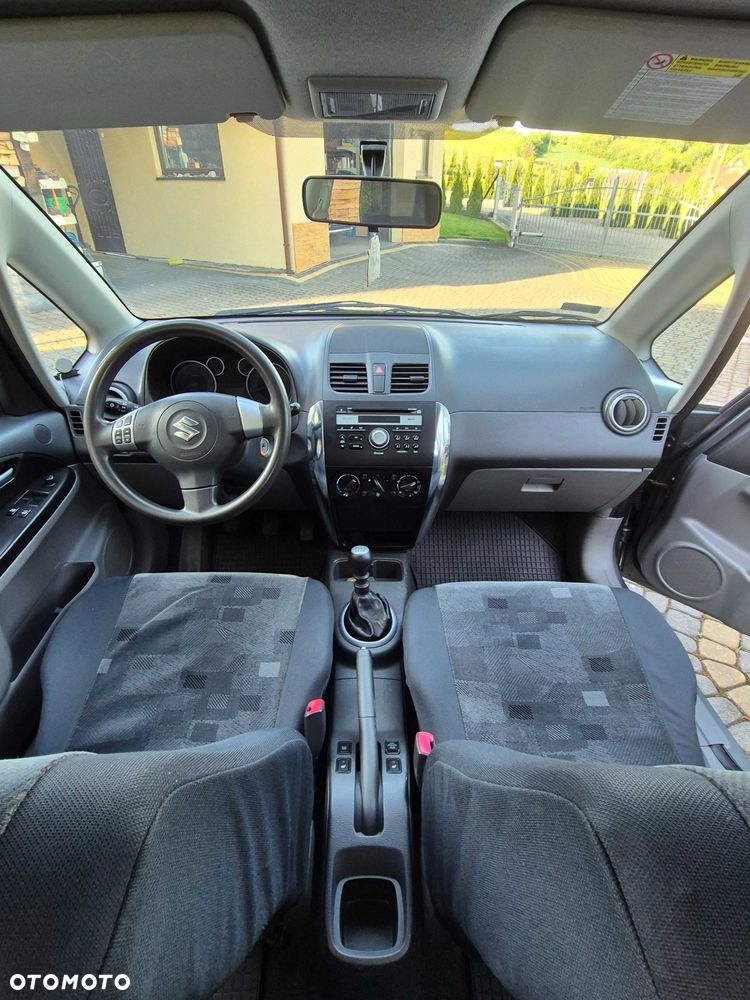 Suzuki SX4 - 6