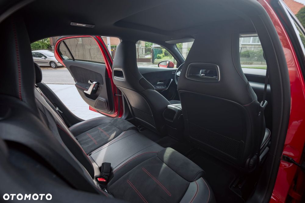 Mercedes-Benz Klasa A 250 7G-DCT - 15