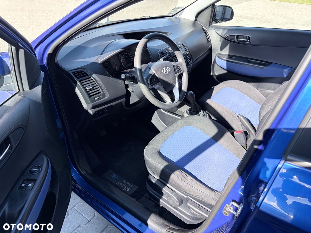 Hyundai i20 - 10