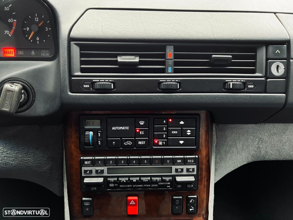 Mercedes-Benz SL 500 Standard - 18