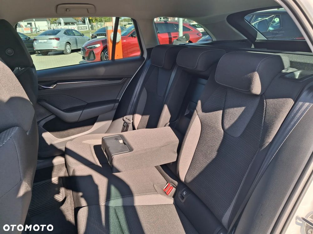 Skoda Octavia 1.5 TSI ACT Ambition - 15
