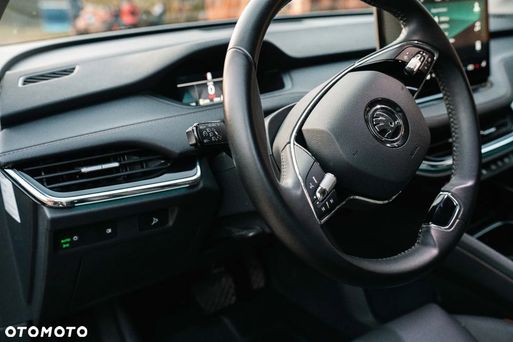 Skoda Enyaq 60 62kWh Clever - 23
