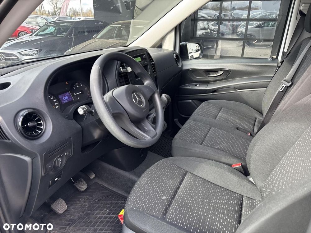 Mercedes-Benz Vito - 10