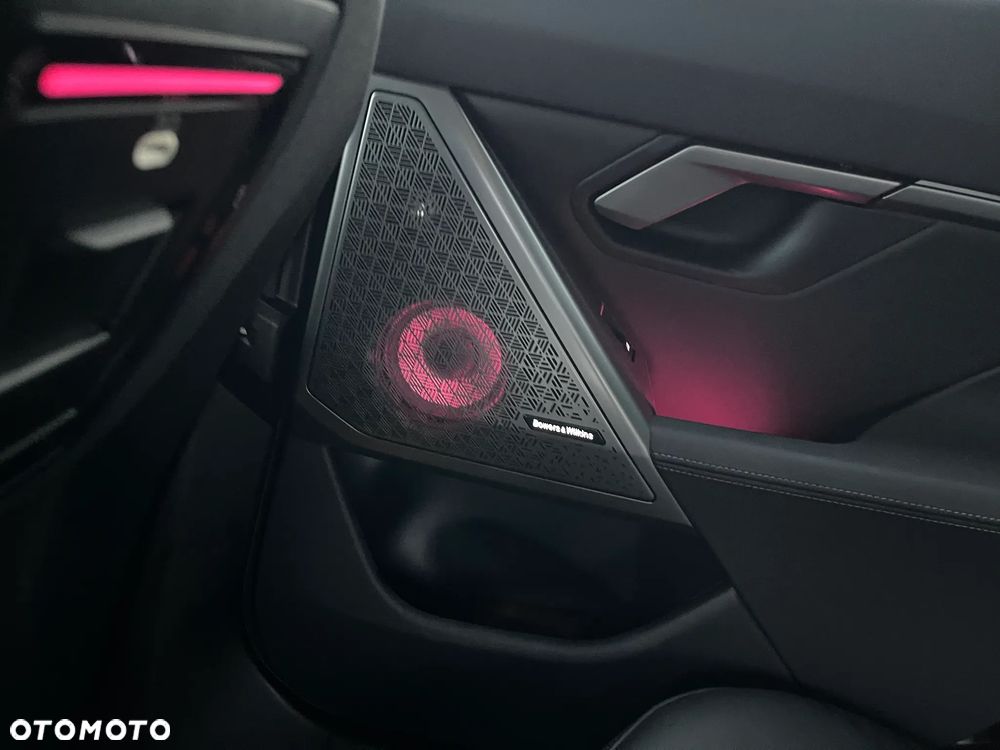 BMW Seria 5 540d xDrive mHEV - 11