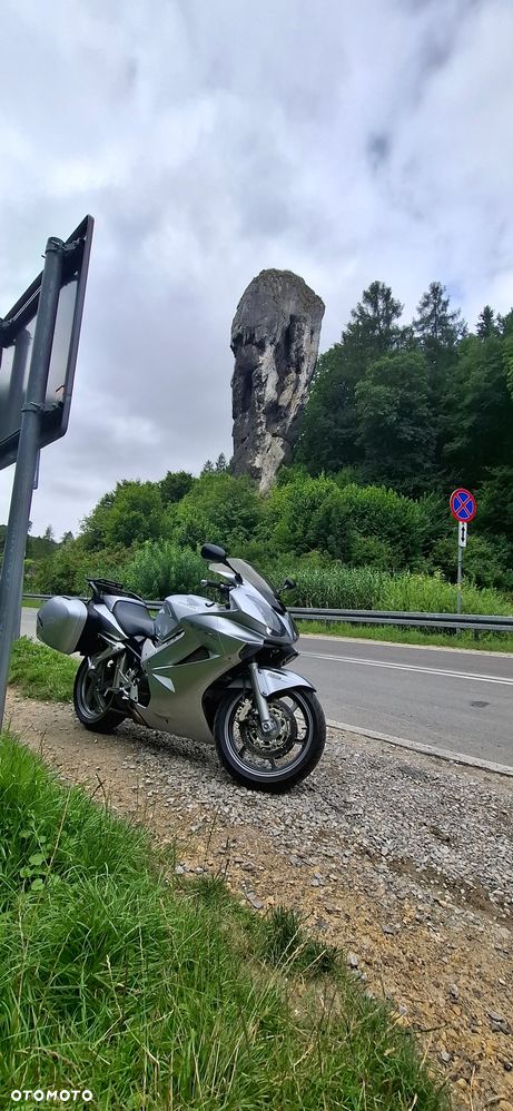 Honda VFR - 1