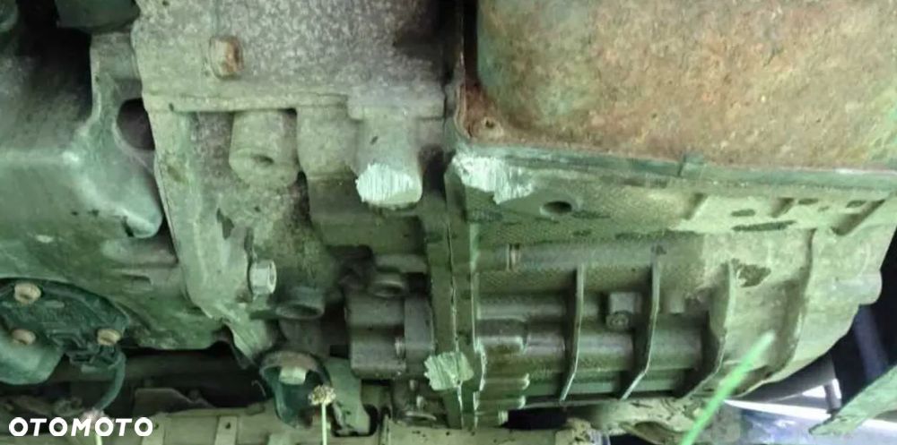 Volkswagen Touran 2.0 TDI DPF Highline - 6