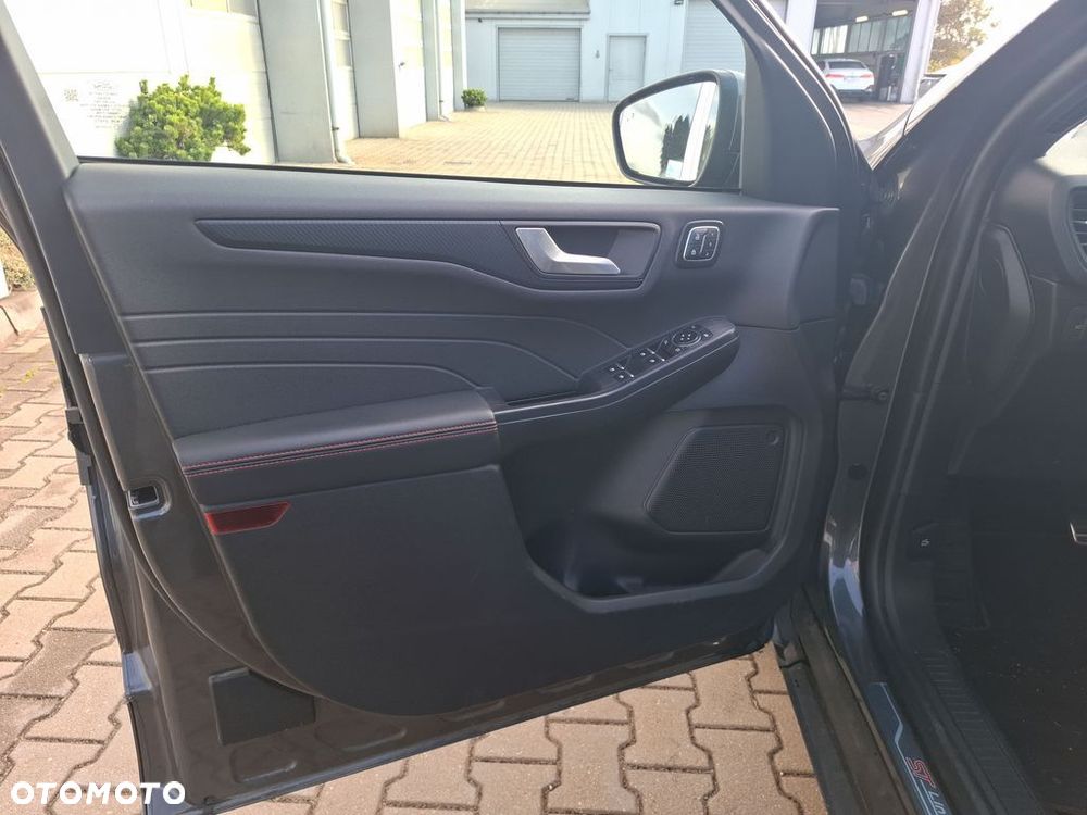 Ford Kuga - 23