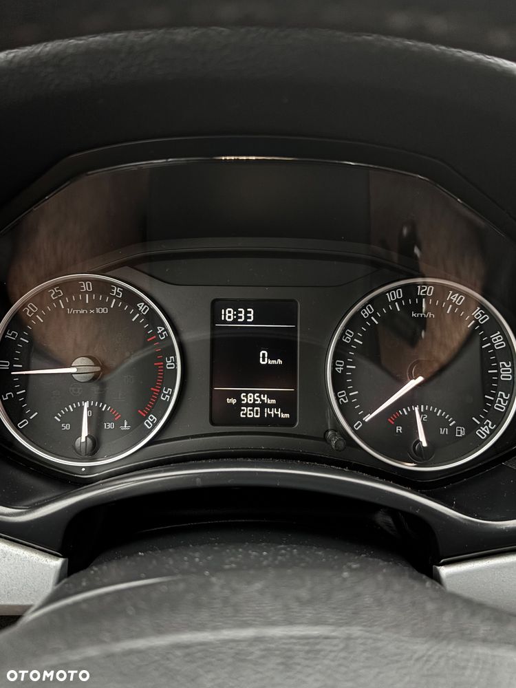 Skoda Octavia 1.9 TDI Ambiente - 9