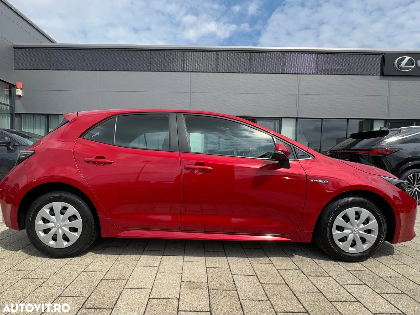 Toyota Corolla 1.8 HSD Eco - 8