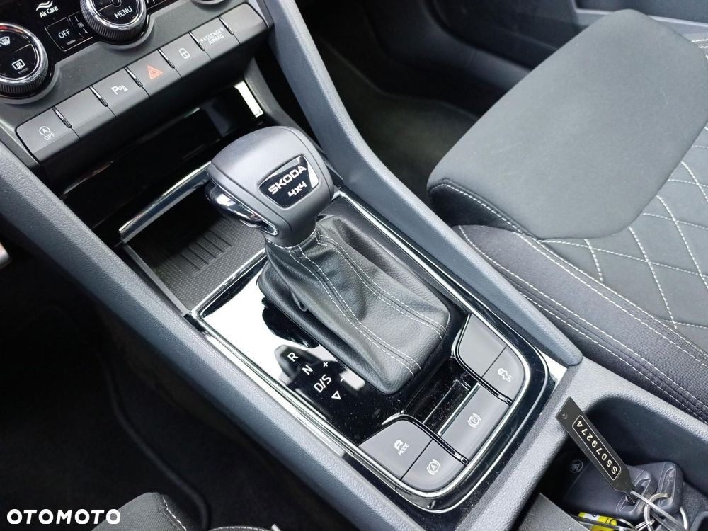 Skoda Karoq - 33