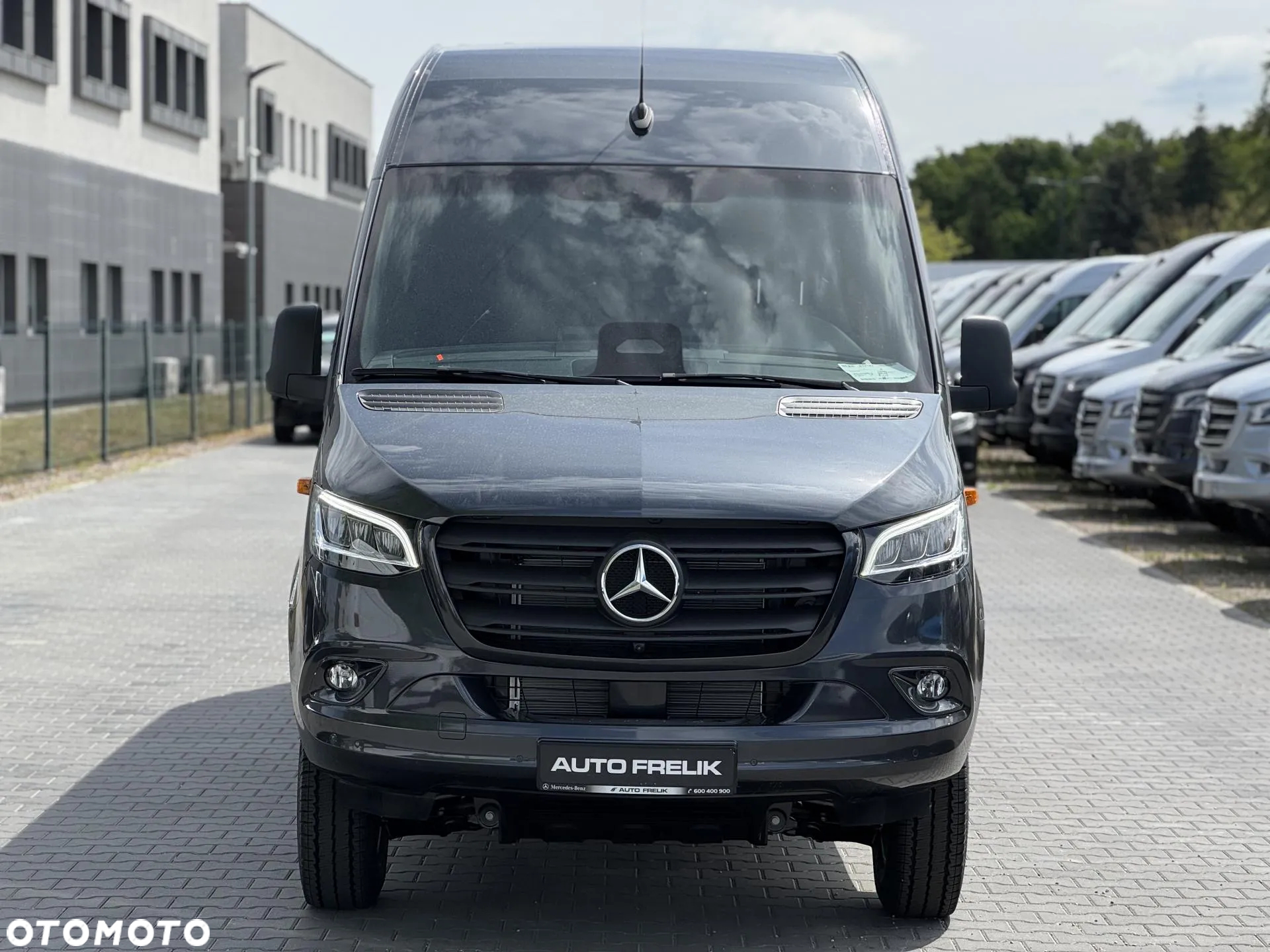 Mercedes-Benz Sprinter - 3