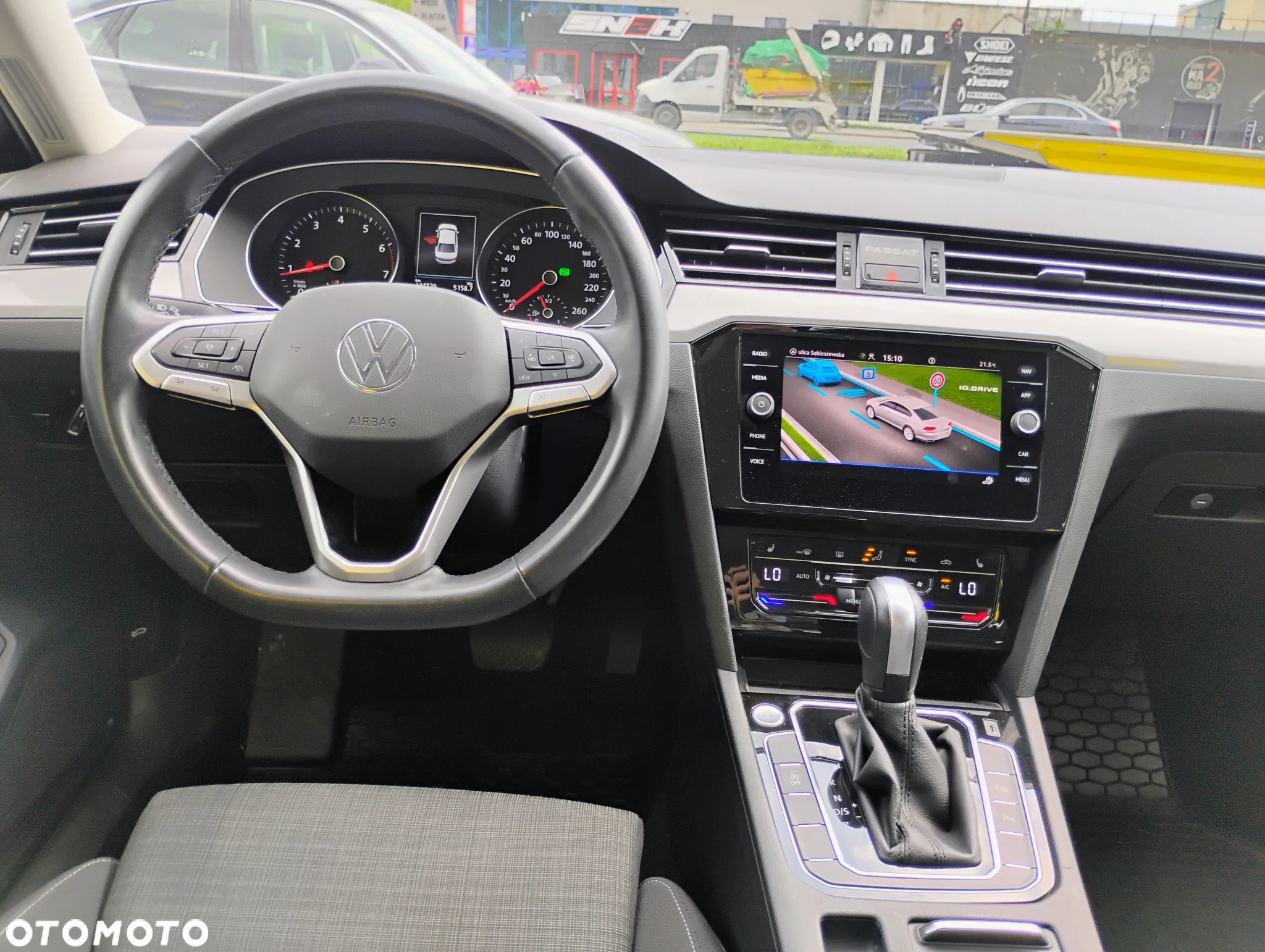 Volkswagen Passat 2.0 TSI Business DSG - 28