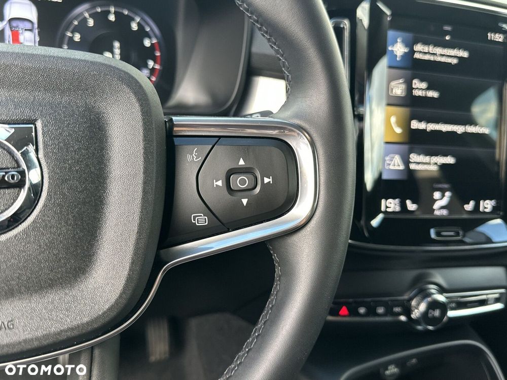 Volvo XC 40 T2 Core - 25