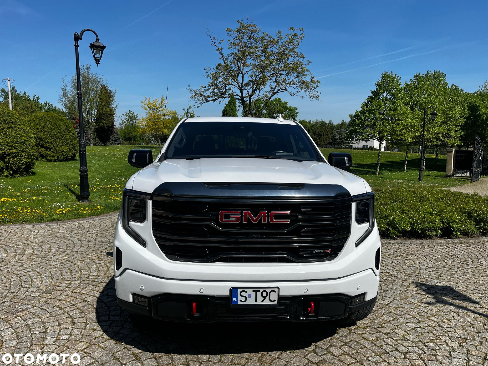 GMC Sierra - 21
