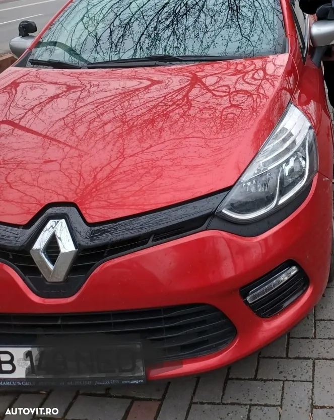 Renault Clio - 2