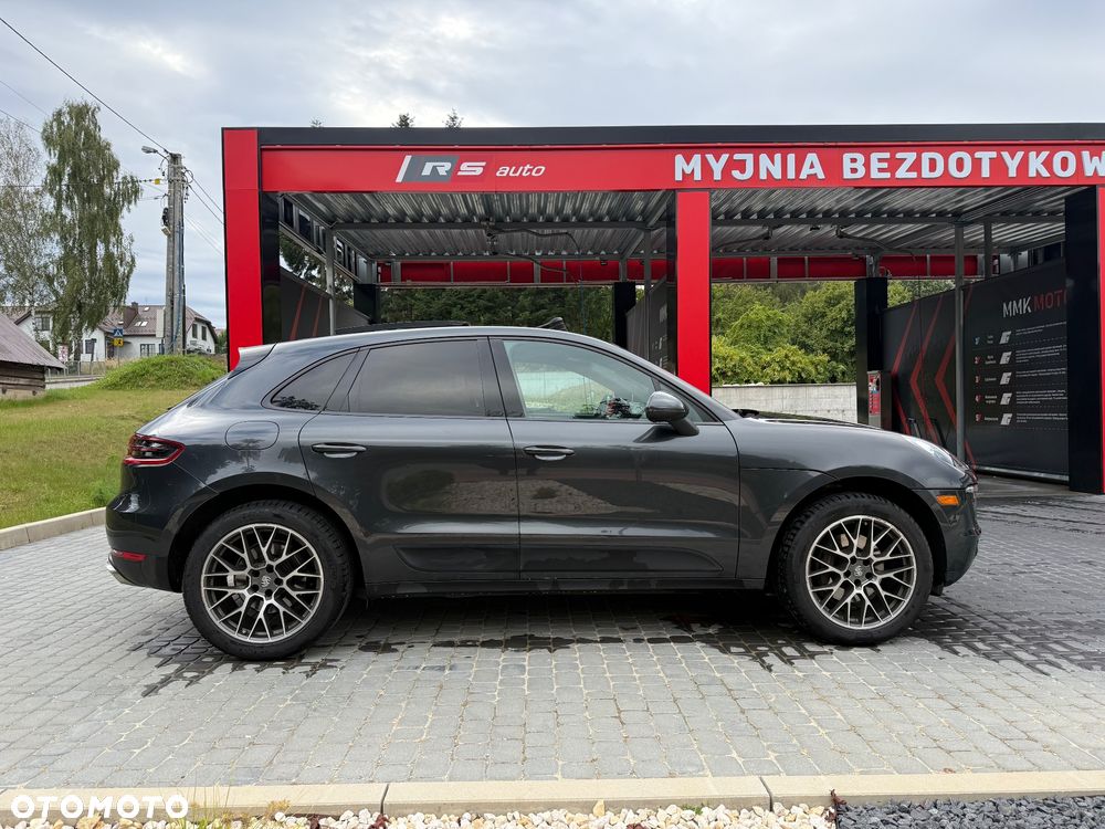 Porsche Macan - 4