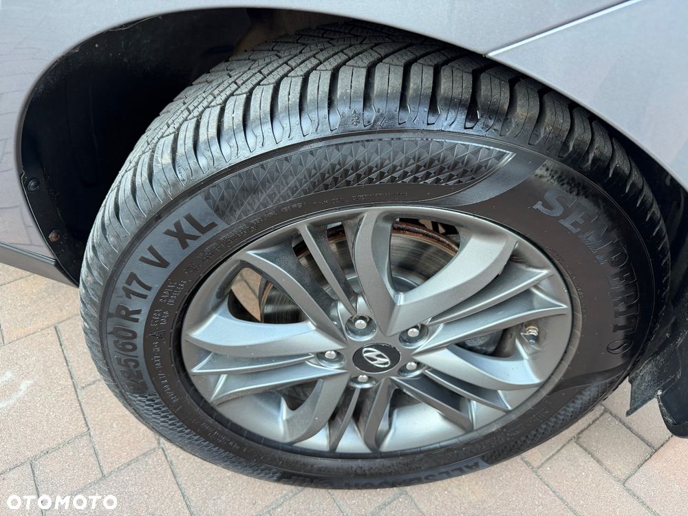Hyundai ix35 2.0 CRDi 4WD Premium - 26