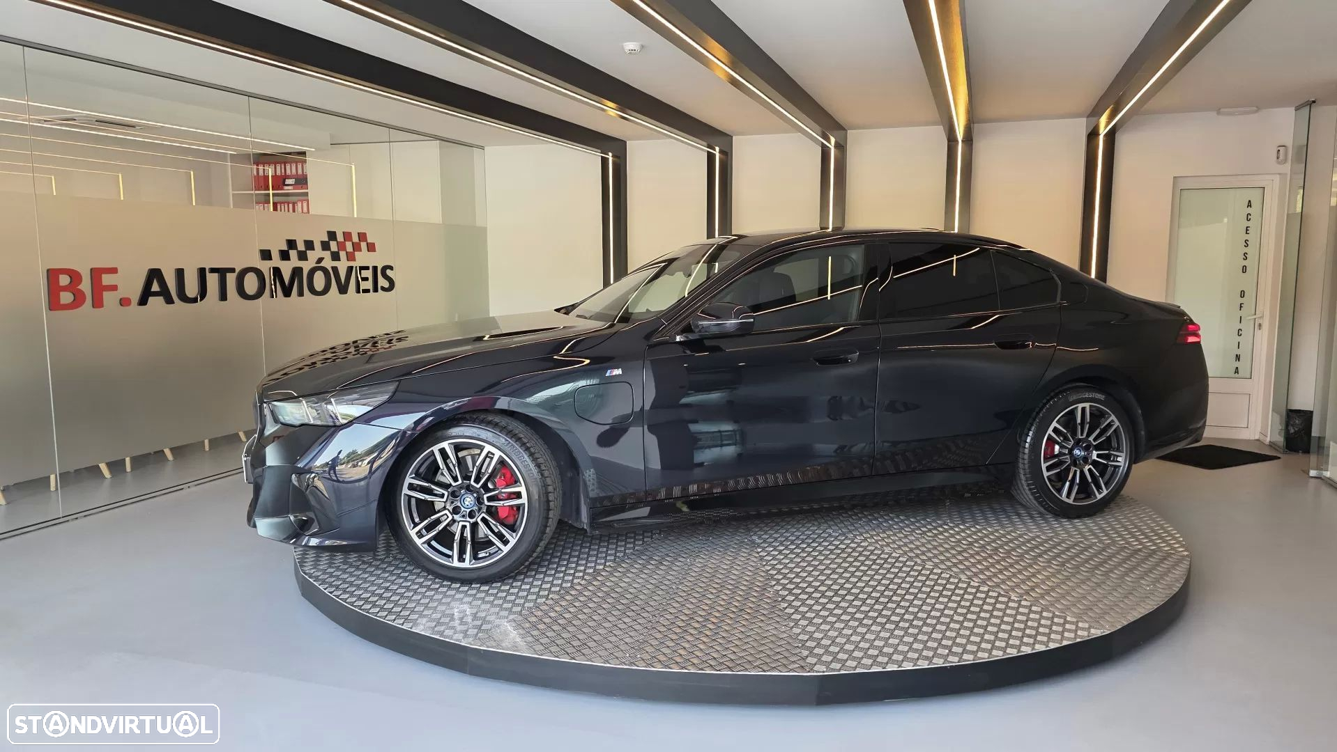 BMW 530 e Pack Desportivo M Pro - 15