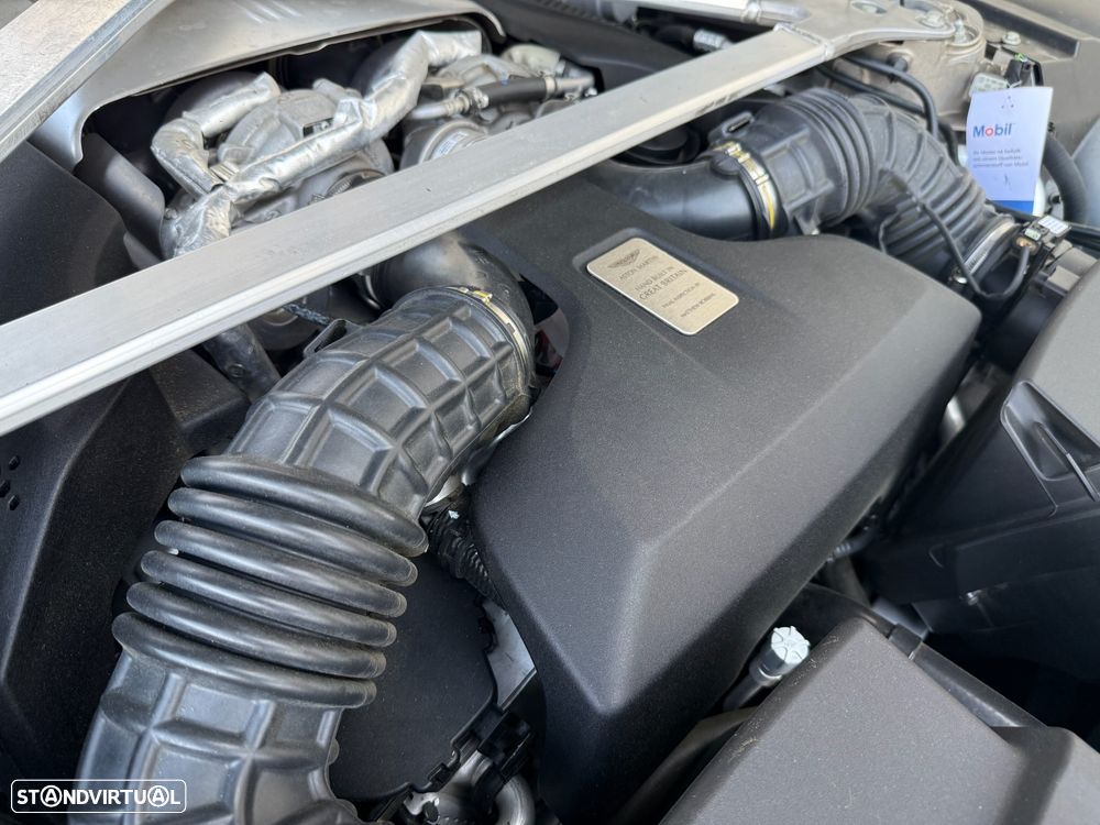 Aston Martin Vantage Roadster V8 - 15