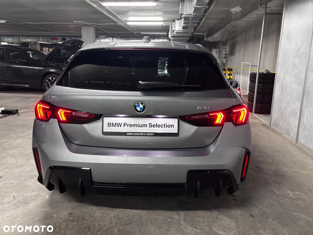 BMW Seria 1 - 10