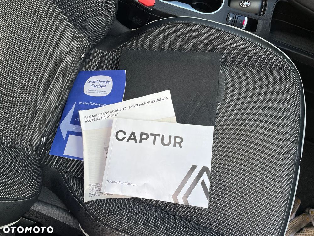 Renault Captur TCe Mild Hybrid 160 EDC TECHNO - 30