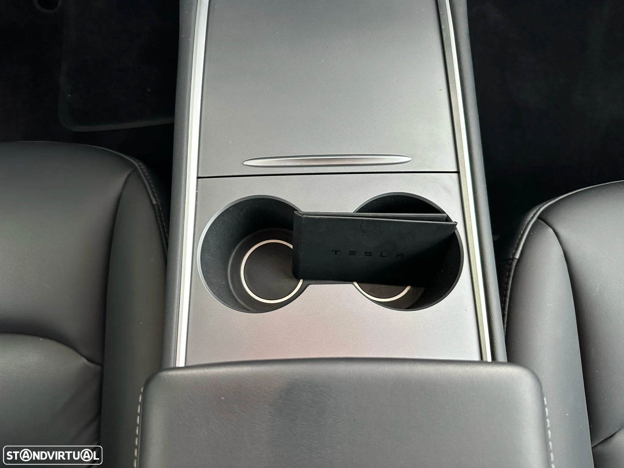 Tesla Model Y Long Range Dual Motor AWD - 35