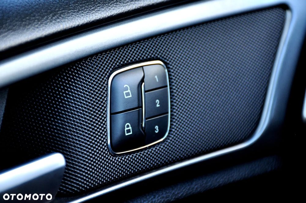 Ford Mondeo 2.0 TDCi PowerShift-Aut Allrad ST-Line - 40