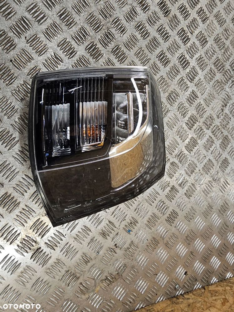 lampa tył prawa suzuki sx4 s cross s-cross 21- led 6130r 00303 - 5