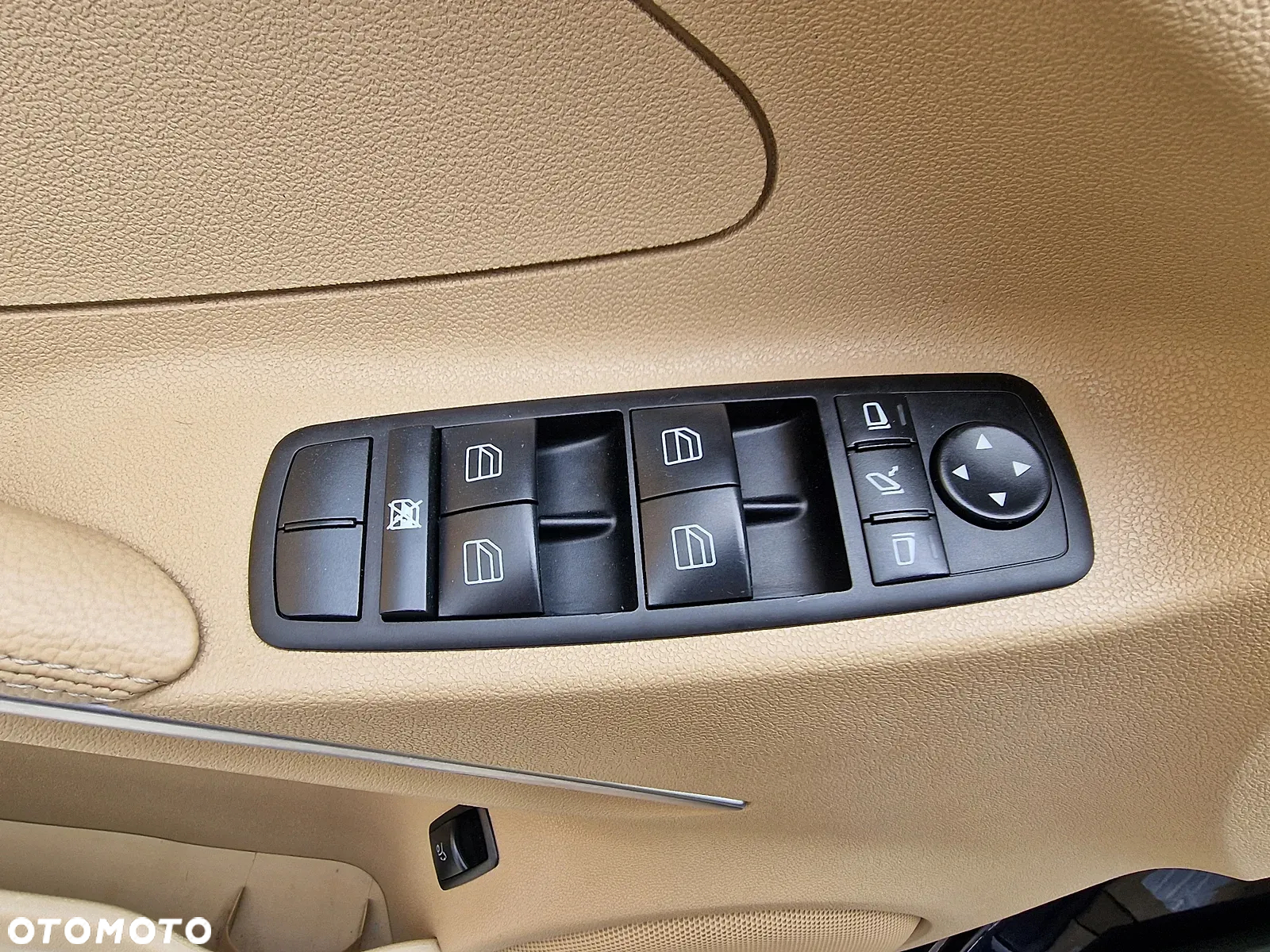 Mercedes-Benz ML 320 CDI 4Matic 7G-TRONIC - 14