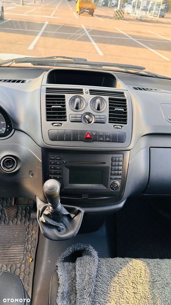 Mercedes-Benz Vito - 21