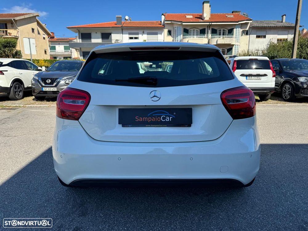 Mercedes-Benz A 180 d Fleet Pack Urban - 12