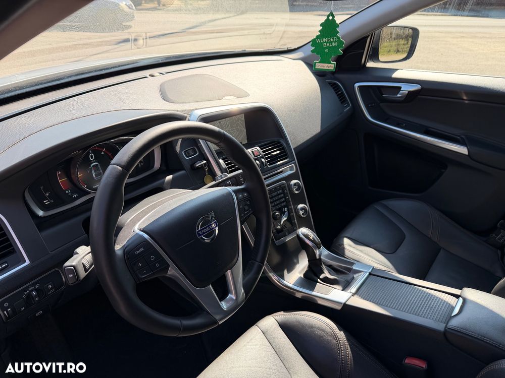 Volvo XC 60 D4 Geartronic Summum - 7