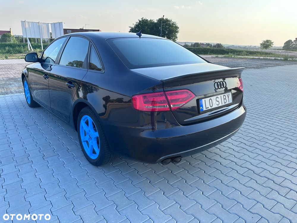 Audi A4 Limousine 2.0 TDI DPF Ambition - 8