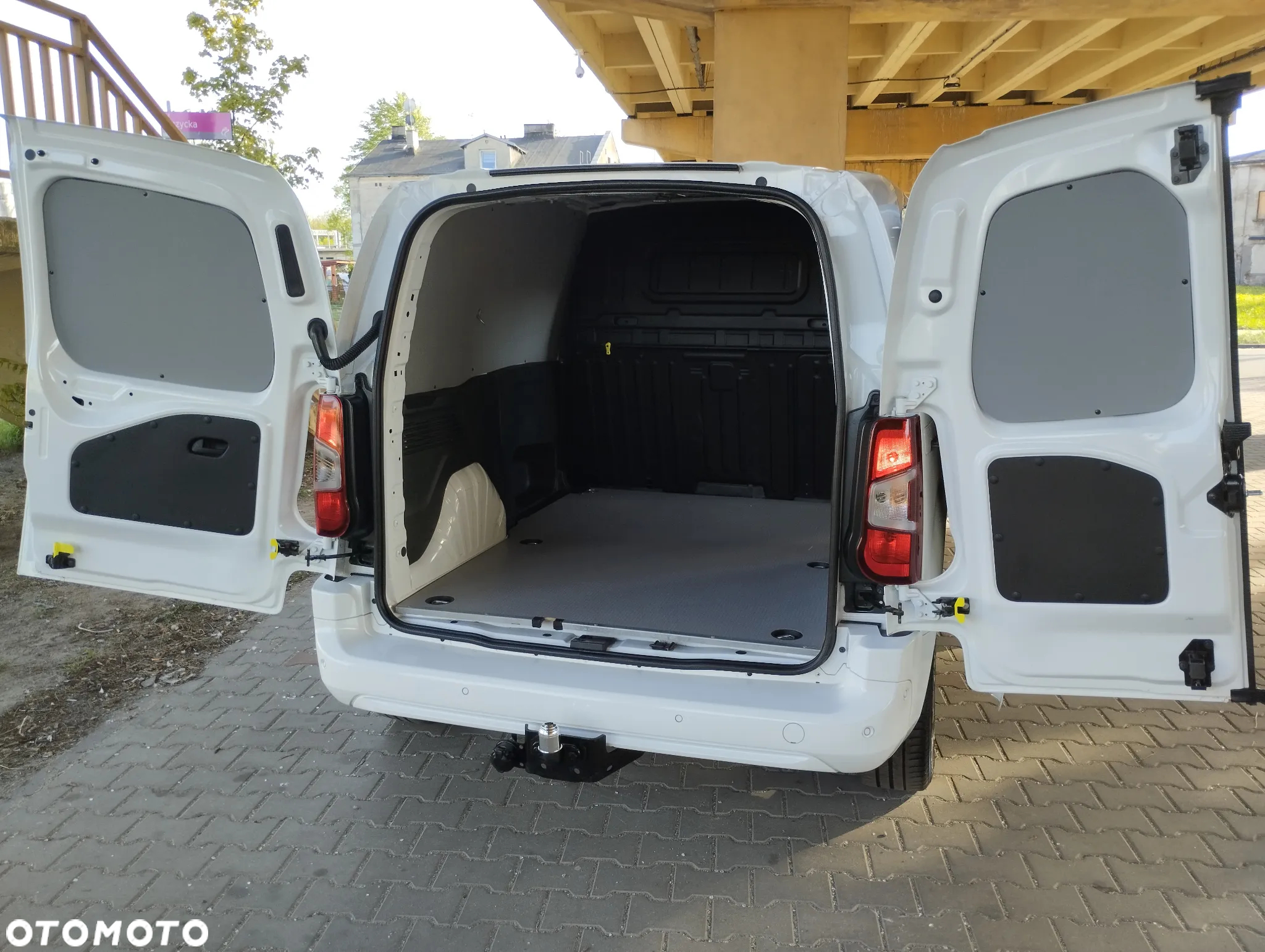 Opel COMBO - 20