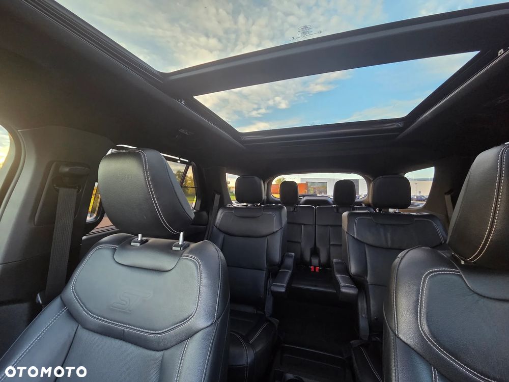 Ford Explorer - 20