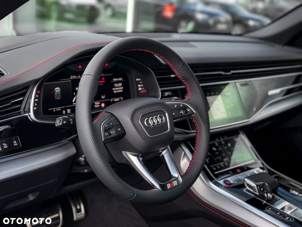 Audi SQ8 - 19