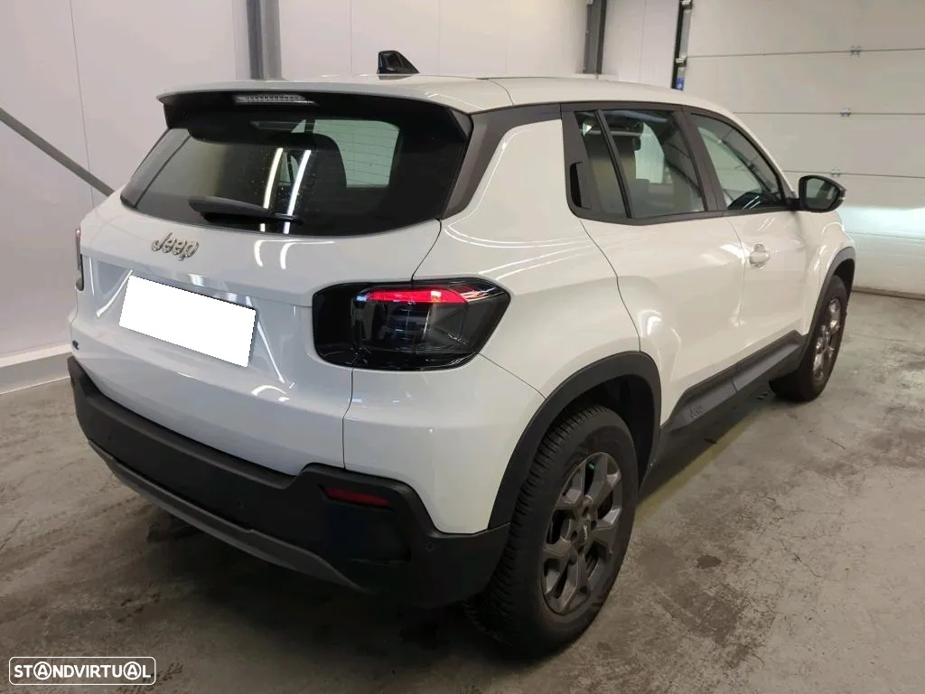 Jeep Avenger 54 kWh Longitude - 3