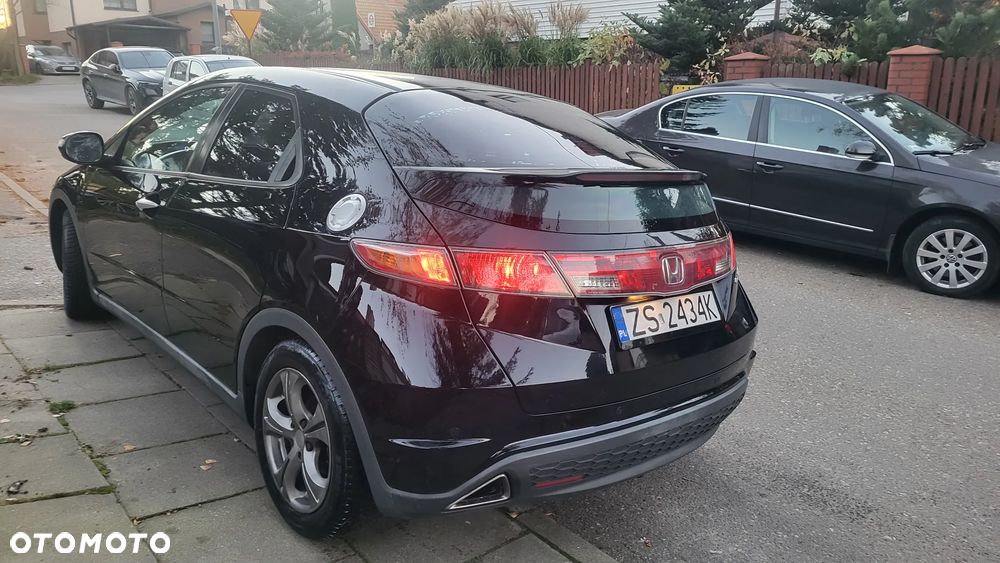 Honda Civic 1.8 Comfort - 2