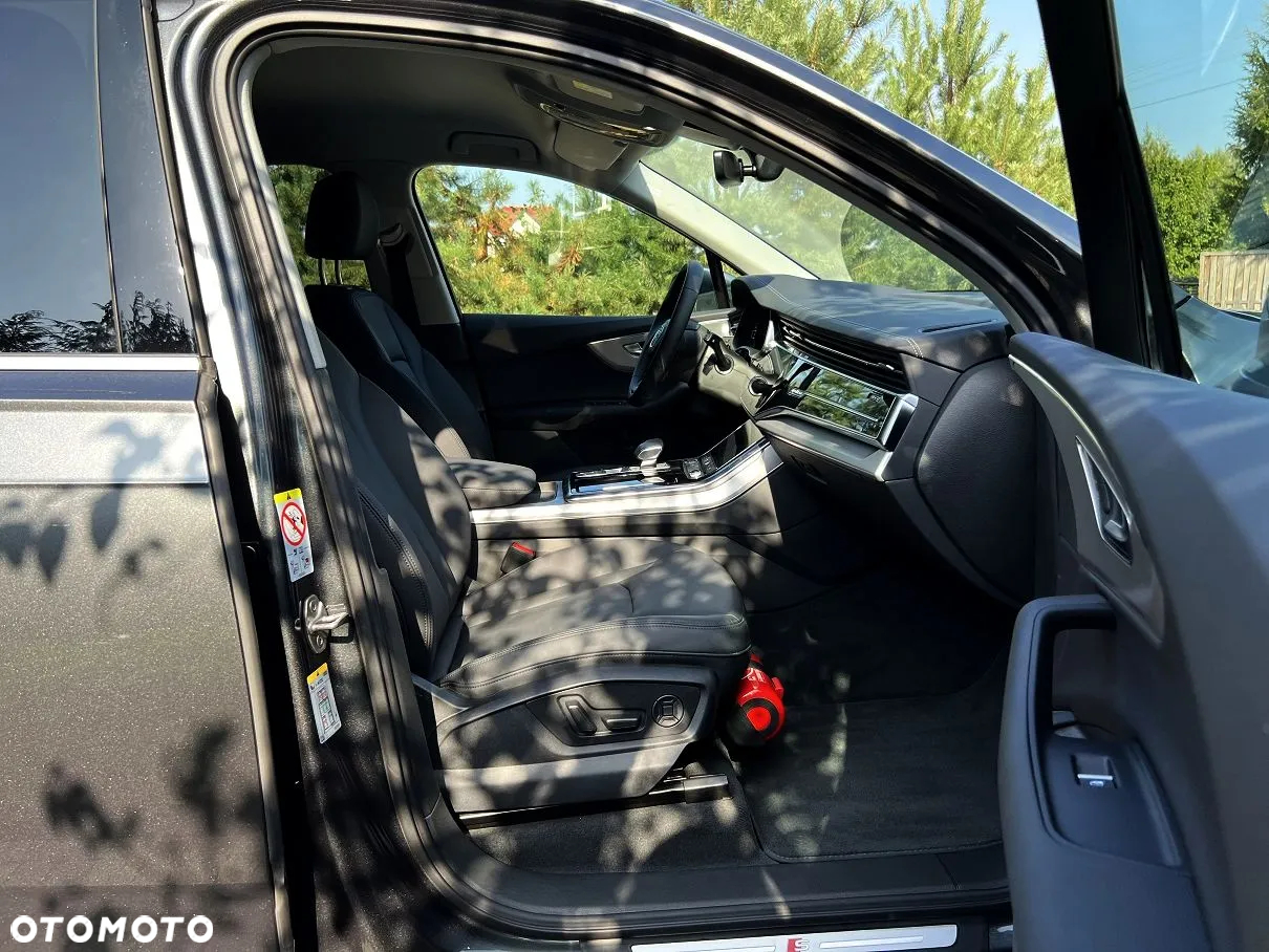 Audi Q7 - 24
