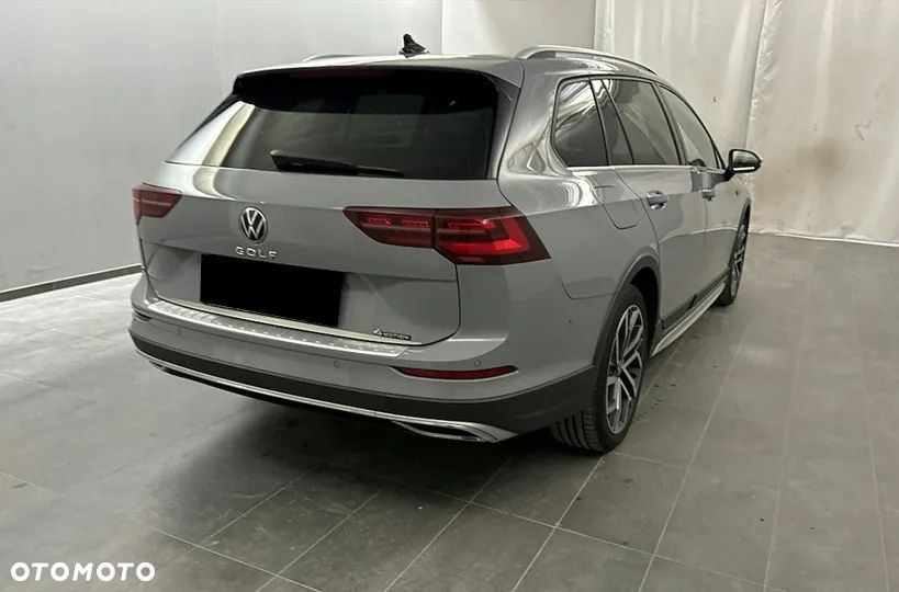 Volkswagen Golf Variant 2.0 TDI 4Motion SCR DSG Alltrack - 6