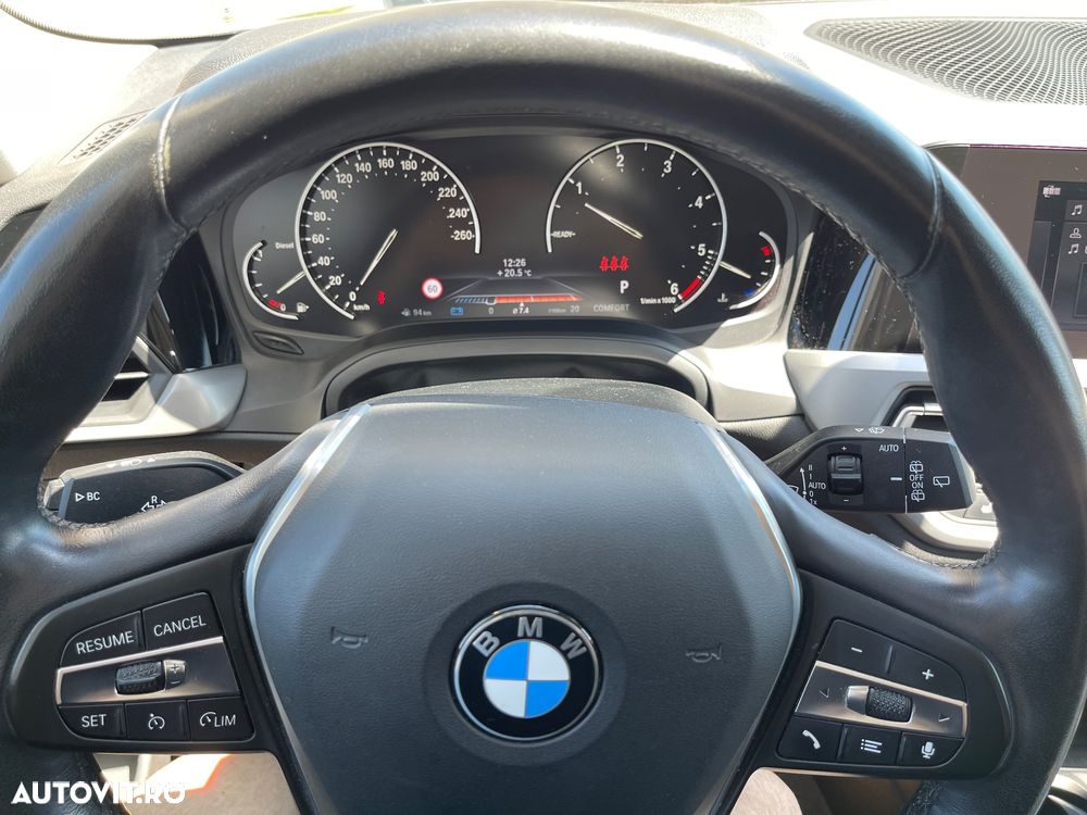 BMW 3 Series 2019 — imagine 13