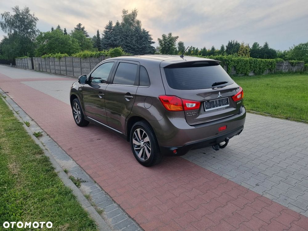 Mitsubishi ASX - 3