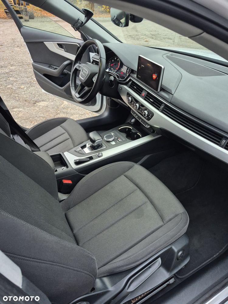 Audi A4 Avant 2.0 TDI S tronic - 9