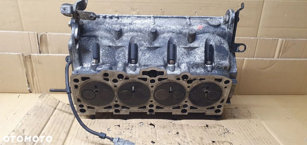 Głowica silnika kompletna VW Passat B6 2.0 TDI 038103373R - 5
