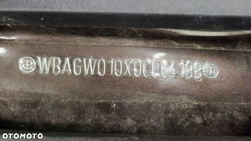 BMW Seria 8 840d xDrive mHEV - 28