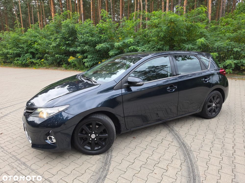 Toyota Auris 1.6 VVT-i Executive - 4