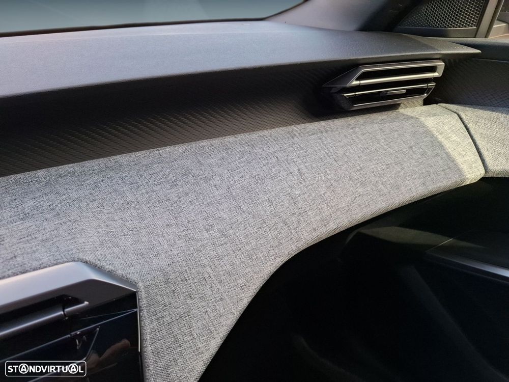 Peugeot 5008 1.2 Hybrid Allure e-DCS6 - 20