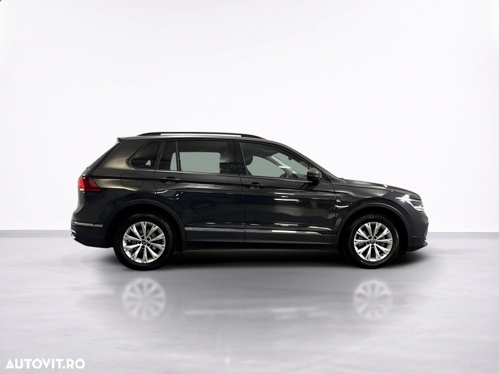 Volkswagen Tiguan - 7