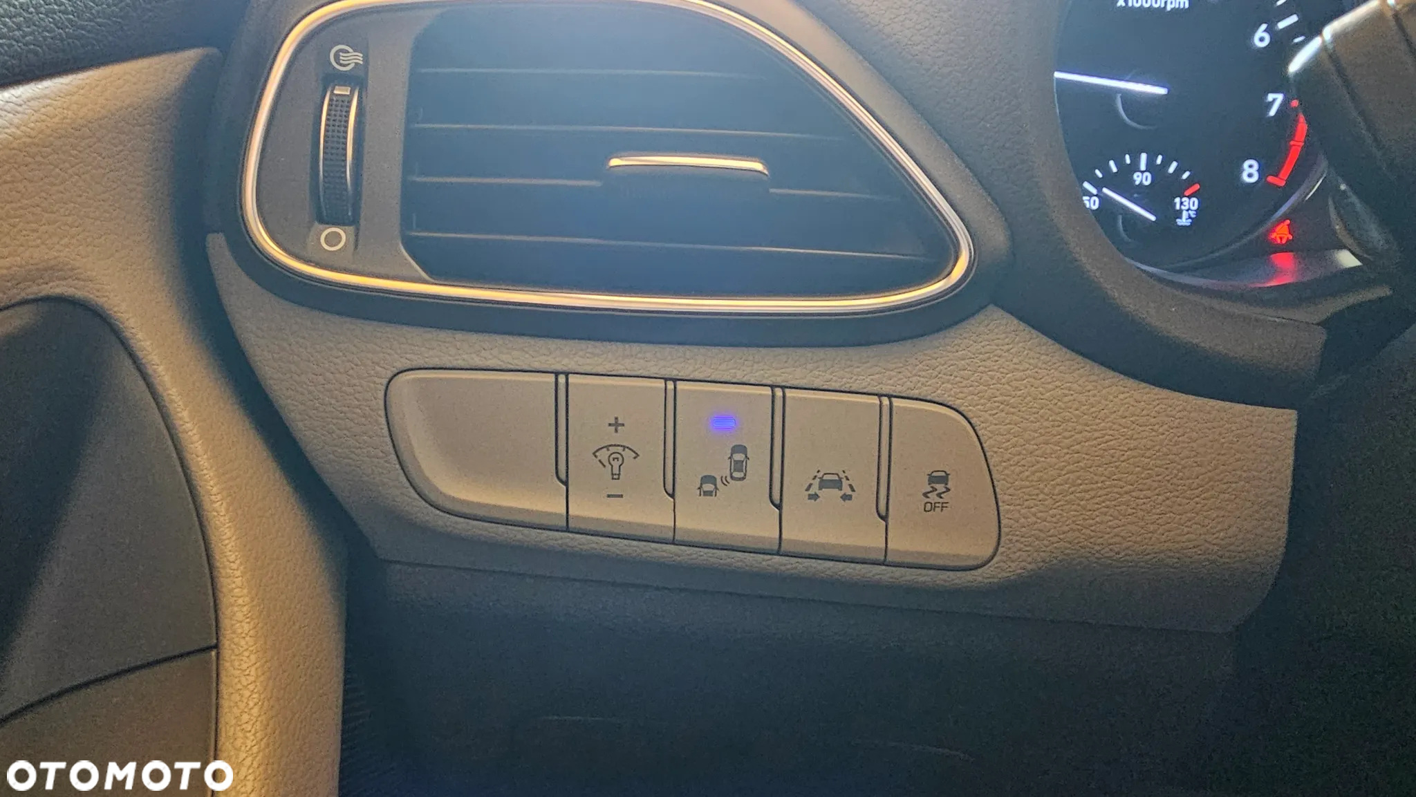 Hyundai i30 1.4 T-GDI Premiere Luxury DCT - 7
