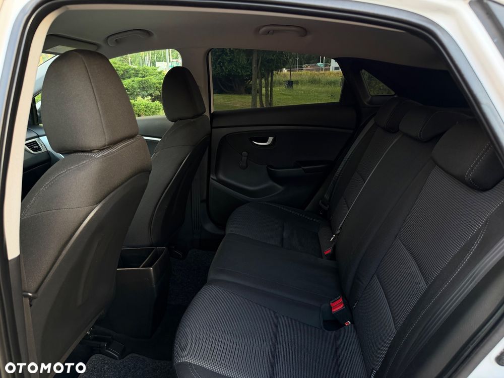 Hyundai i30 1.4 Fifa World Cup Edition - 12